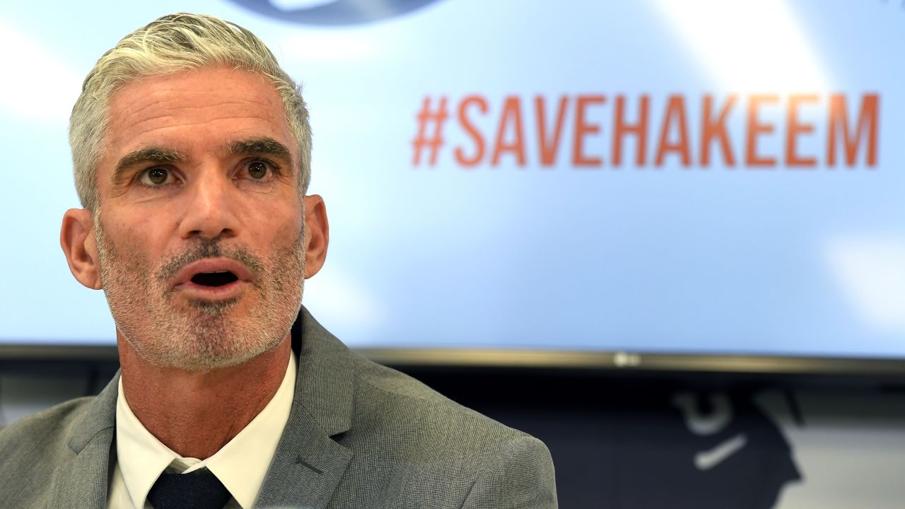 Former Australia captain Craig Foster has been at the forefront of efforts to raise awareness of Al-Araibi's plight.