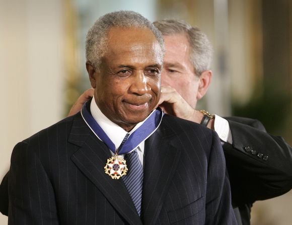 In 2005, Robinson received the Presidential Medal of Freedom Award from President George W. Bush. "In the game we love, few names will ever command as much respect and esteem as the name of Frank Robinson," Bush said.