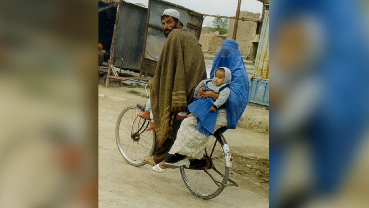 Hunt took this photo of a street scene in Afghanistan during a visit in 1998, while the country was under Taliban rule.