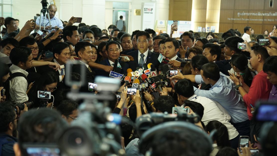Thai Raksa Chart Party chief Lt. Preechapon Pongpanich confirms Princess Ubolratana will stand in the March elections.