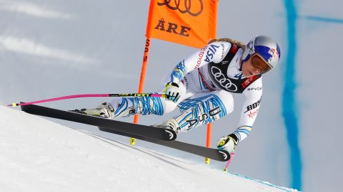 Lindsey Vonn competes during her final race.