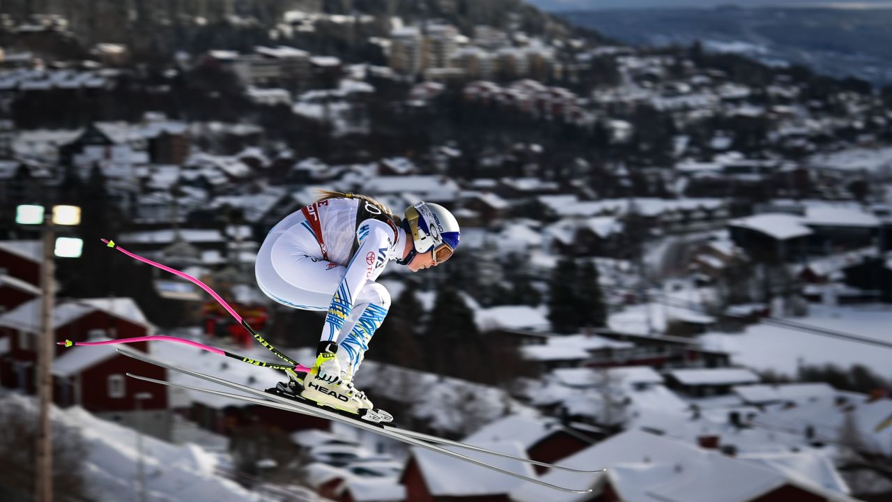 Vonn in full flight during the downhill in Are. 