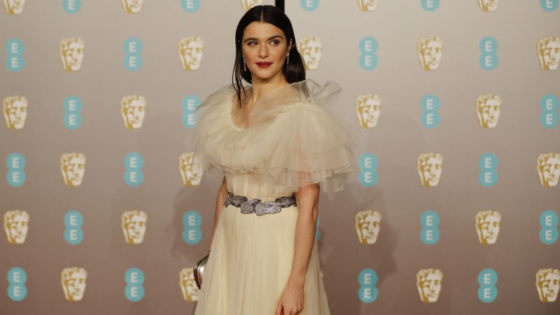 BAFTAs red carpet - the best fashion moments | CNN
