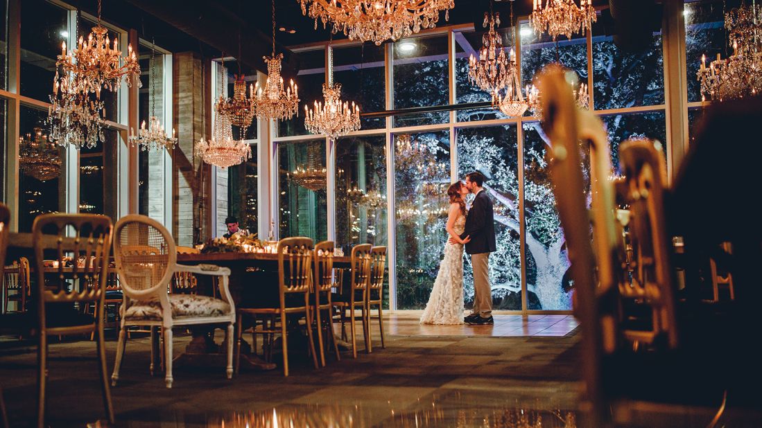 <strong>The Kitchen at The Dunlavy, Houston:</strong> The dining room at The Dunlavy is bathed in light, be it from outside or from chandeliers, making it a popular destination for weddings.
