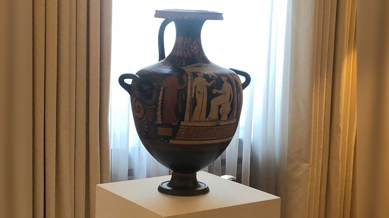 An Apulian Red-figured hydria.