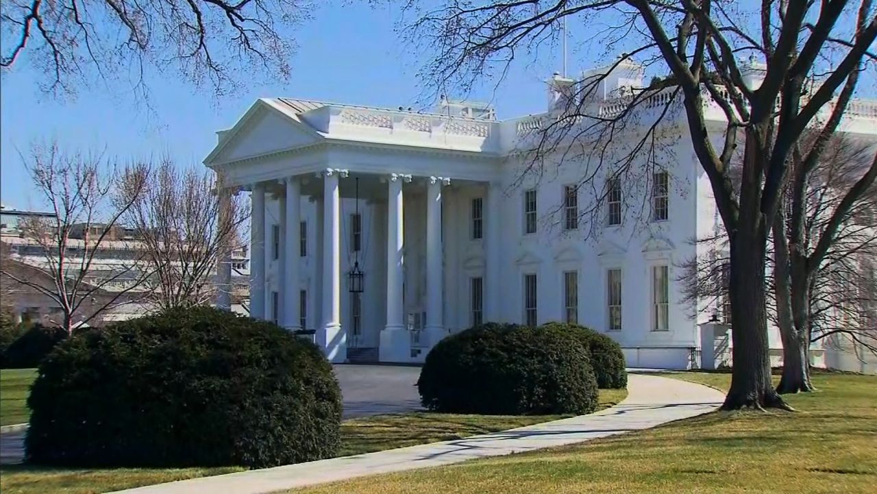 trump sign spending bill national emergency acosta dnt tsr vpx_00000822