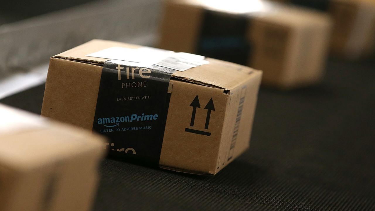 01 amazon package FILE