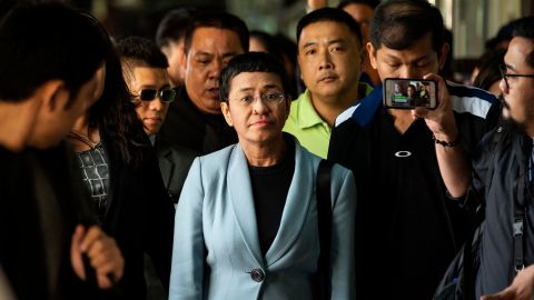 Philippine journalist Maria Ressa arrives at a regional trial court in Manila to post bail on February 14, 2019. 