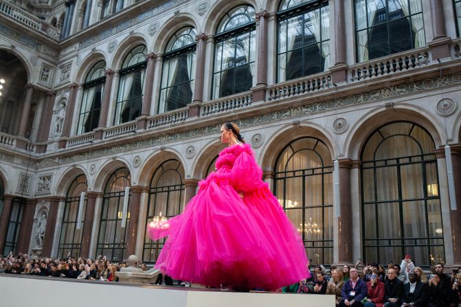 Molly Goddard sent social media into overdrive with this voluminous hot pink tulle gown.