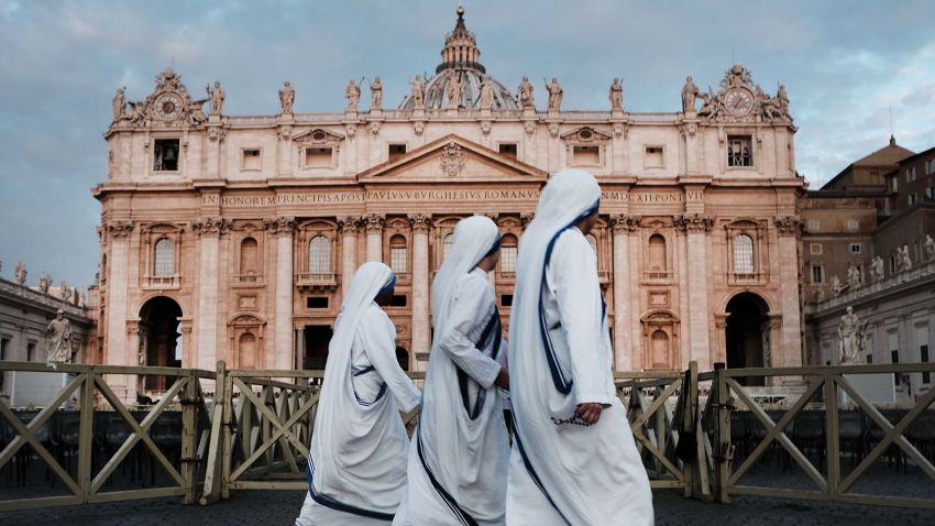 VATICAN CITY, VATICAN - SEPTEMBER 03:  A group of nuns walk through St. Peter's Square at dawn on September 03, 2018 in Vatican City, Vatican. Tensions in the Vatican are high following accusations that Pope Francis covered up for an American ex-cardinal accused of sexual misconduct. Archbishop Carlo Maria Vigano, a member of the conservative movement in the church, made the allegations and has called for Pope Francis to resign. Many Vatican insiders see the dispute as an outgrowth of the growing tension between the left leaning Pope and the more conservative and anti-homosexual faction of the Catholic Church.  (Photo by Spencer Platt/Getty Images)