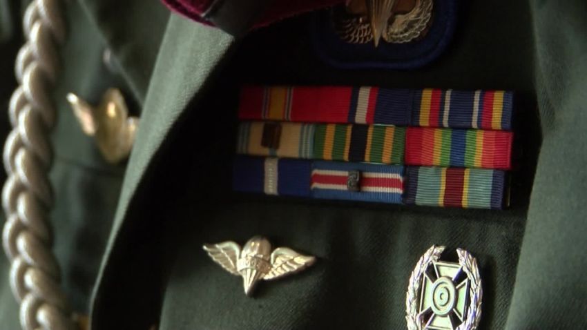 army vet finds missing uniform newsource orig _00000000.jpg