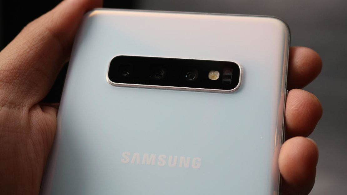 Samsung's Galaxy S10 family starts at just $599.99 now