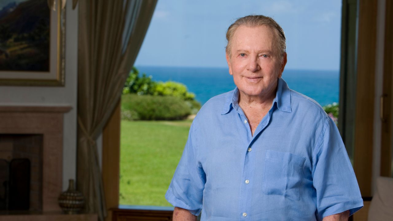 Billionaire Morris Kahn spearheaded the effort to fund Israel's first-ever moon mission.