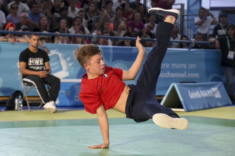 Breakdancing Moves One Step Closer To Making The 2024 Olympics The   190221121923 Olympic Breakdancing 