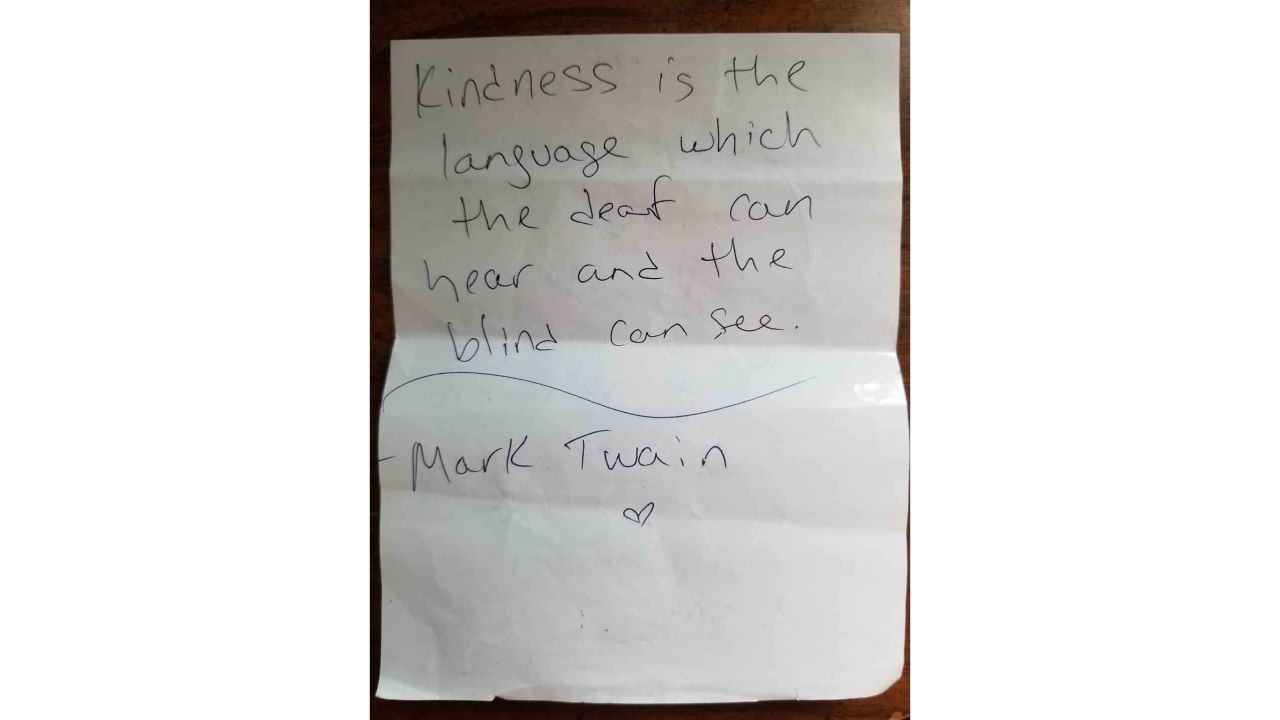 One of many inspirational notes Kelly Stewart has written to her customers. This one quotes Mark Twain. 