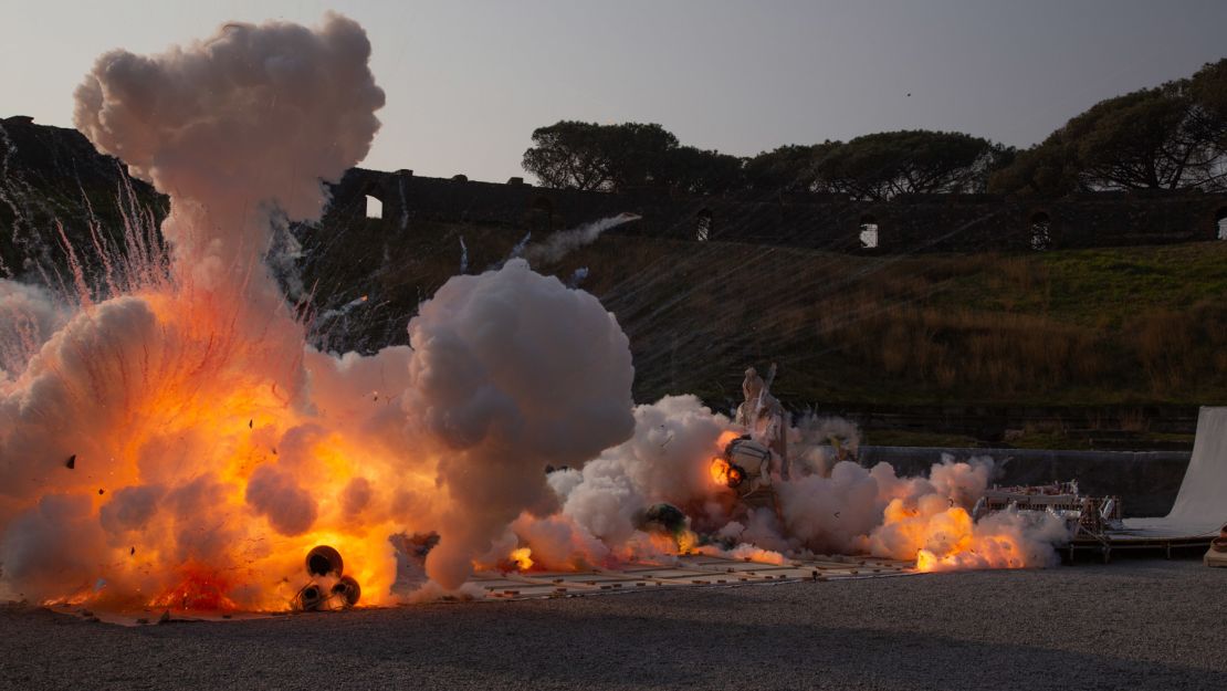 "Explosion Studio" ignites in the Pompeii amphitheater. 