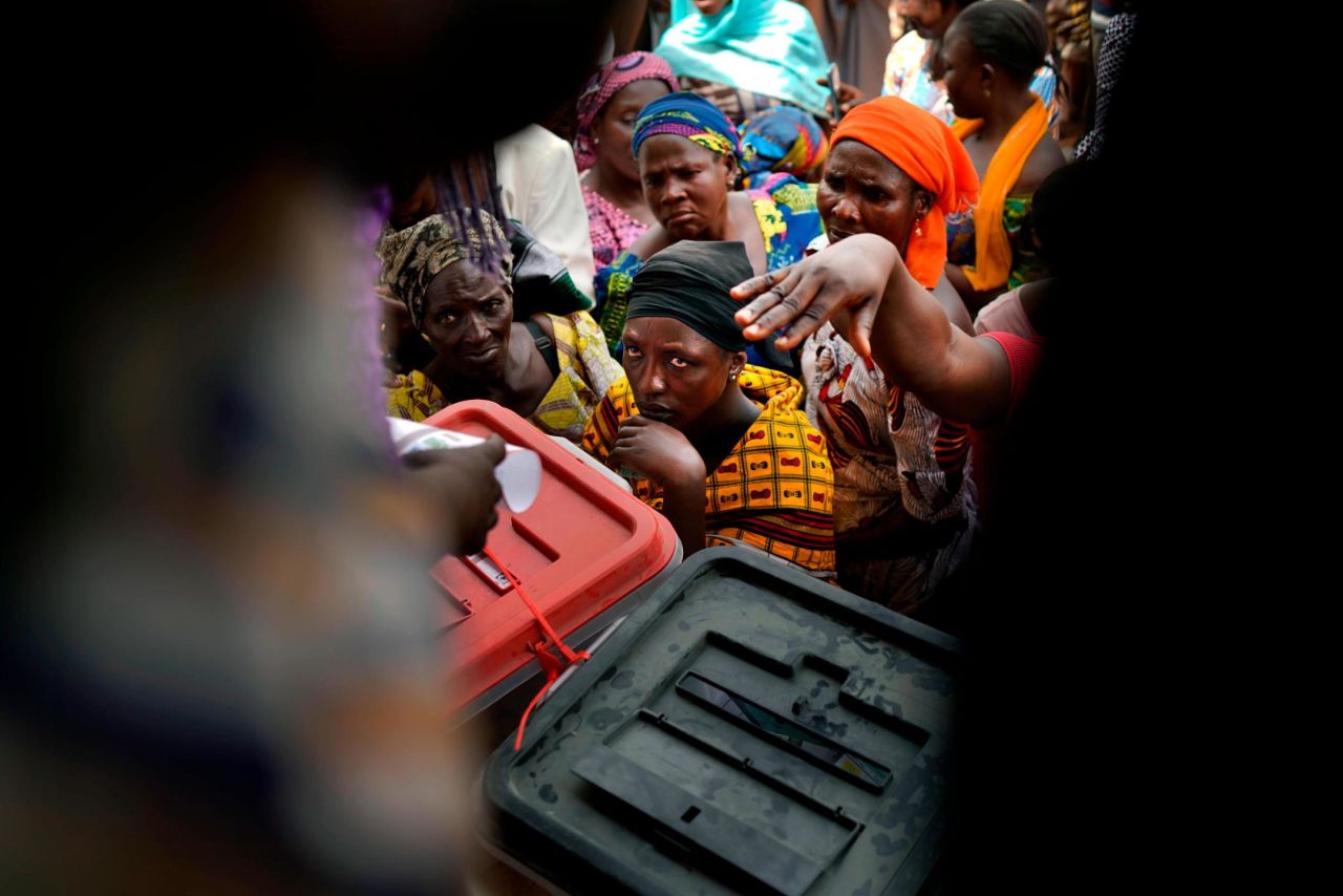 Nigerians line up to vote in Kaduna, Nigeria.