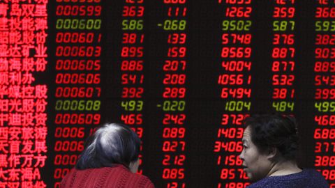 Fears over the trade war and China's economic slowdown have had a major impact on Chinese stock markets.