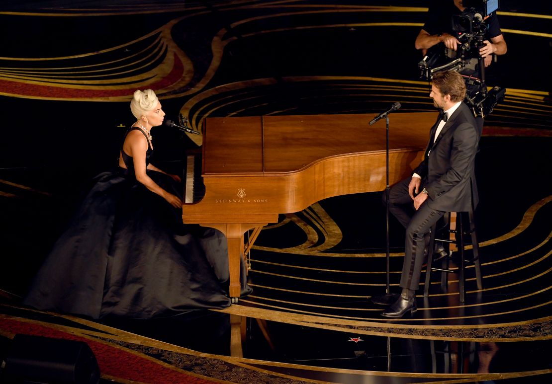 Lady Gaga and Bradley Cooper performed 'Shallow' from 'A Star Is Born'