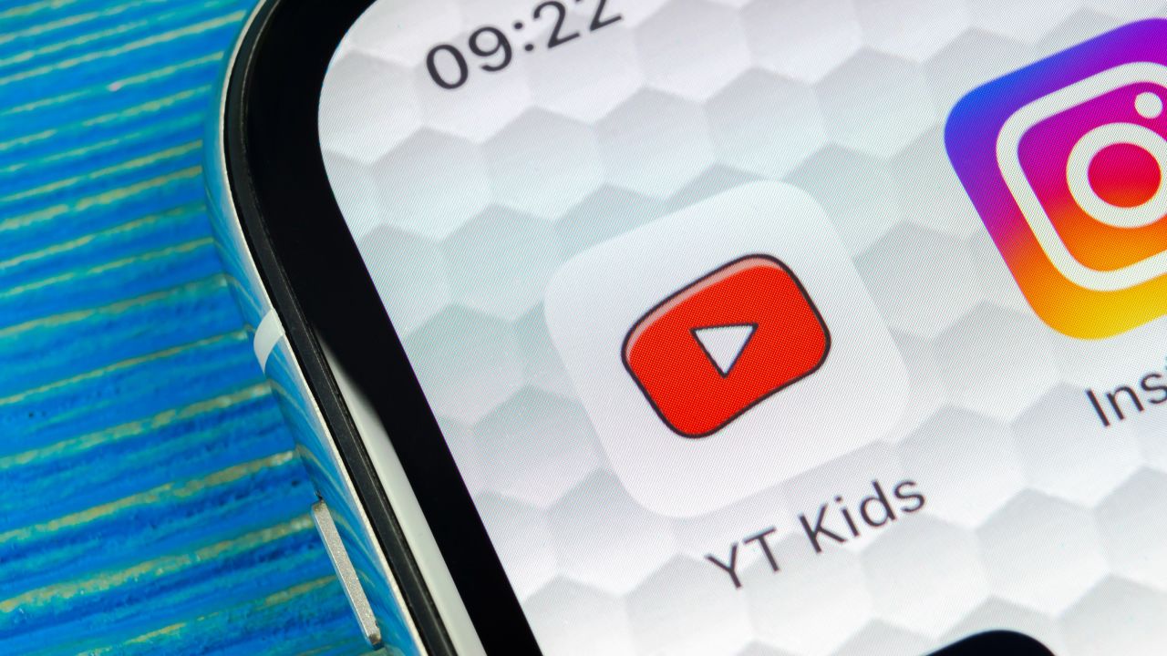 Sankt-Petersburg, Russia, June 20, 2018: YouTube kids application icon on Apple iPhone X smartphone screen close-up. Youtube kids app icon. Social media icon. Social network; Shutterstock ID 1116766706; Job: -