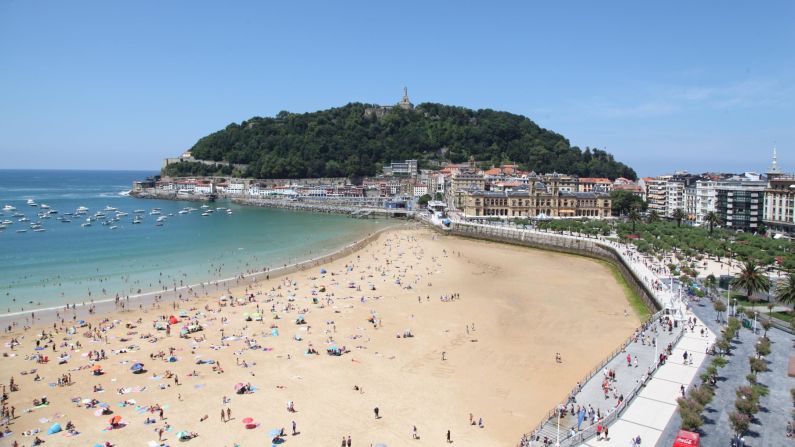 <strong>4. La Concha Beach, San Sebastian, Spain: </strong>This crescent-shaped Spanish beach was another top performer and highest entry for Europe.