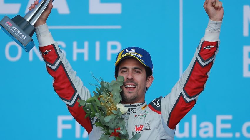 MEXICO CITY, MEXICO - FEBRUARY 16: Lucas Di Grassi of Brazil and Audi Sport ABT Schaeffler celebrates after winning the 2019 Mexico City E-Prix on February 16, 2019 in Mexico City, Mexico. (Photo by Hector Vivas/Getty Images)