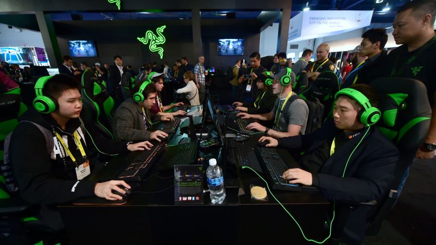 Gamers play 'Overland' by Blizzard using hardware from Razer during the 2017 Consumer Electronic Show (CES) in Las Vegas, Nevada, January 6, 2017. / AFP / Frederic J. BROWN        (Photo credit should read FREDERIC J. BROWN/AFP/Getty Images)