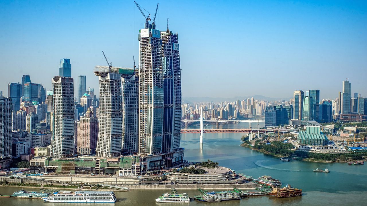 Raffles City Chongqing was designed by world-renowned architect Moshe Safdie.