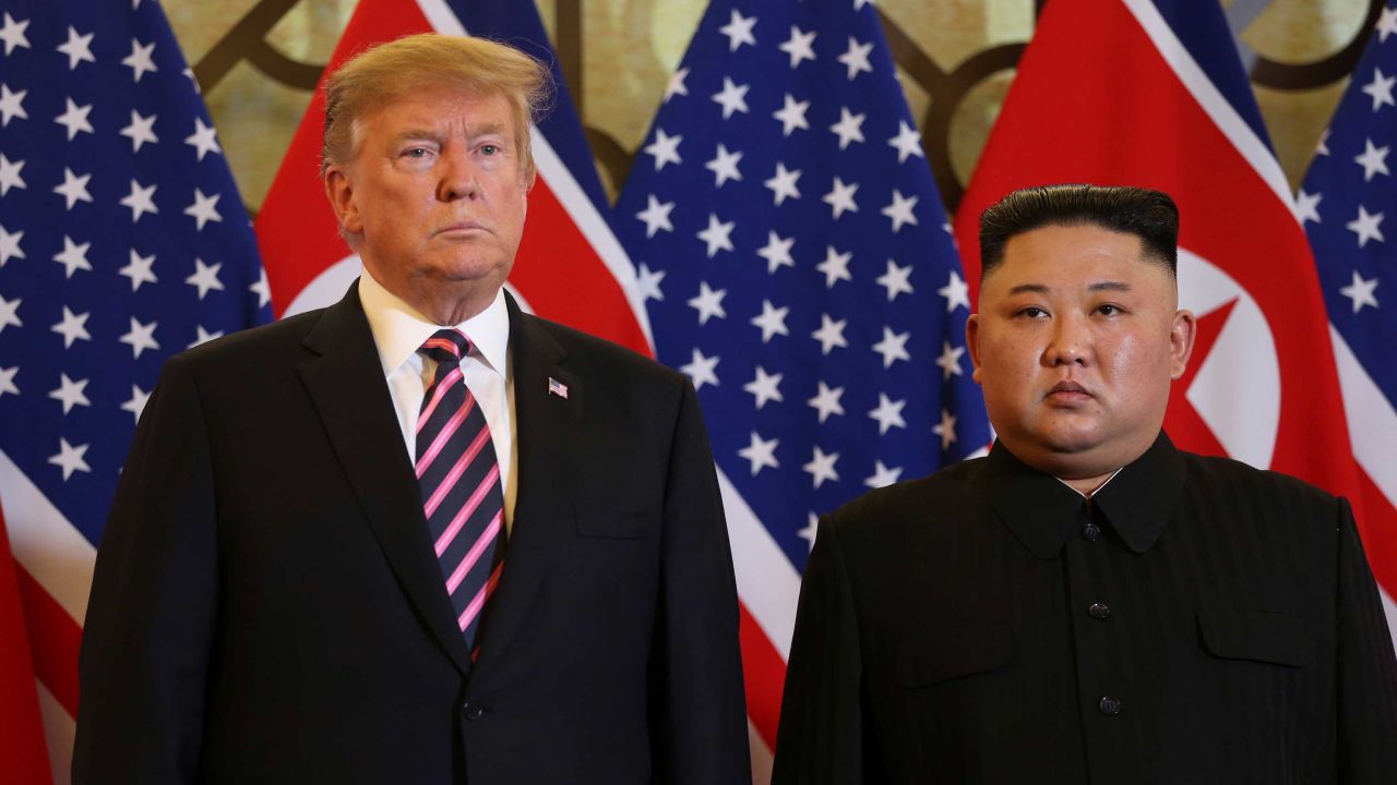 U.S. President Donald Trump and North Korean leader Kim Jong Un pose before their meeting during the second U.S.-North Korea summit at the Metropole Hotel in Hanoi, Vietnam February 27, 2019. REUTERS/Leah Millis