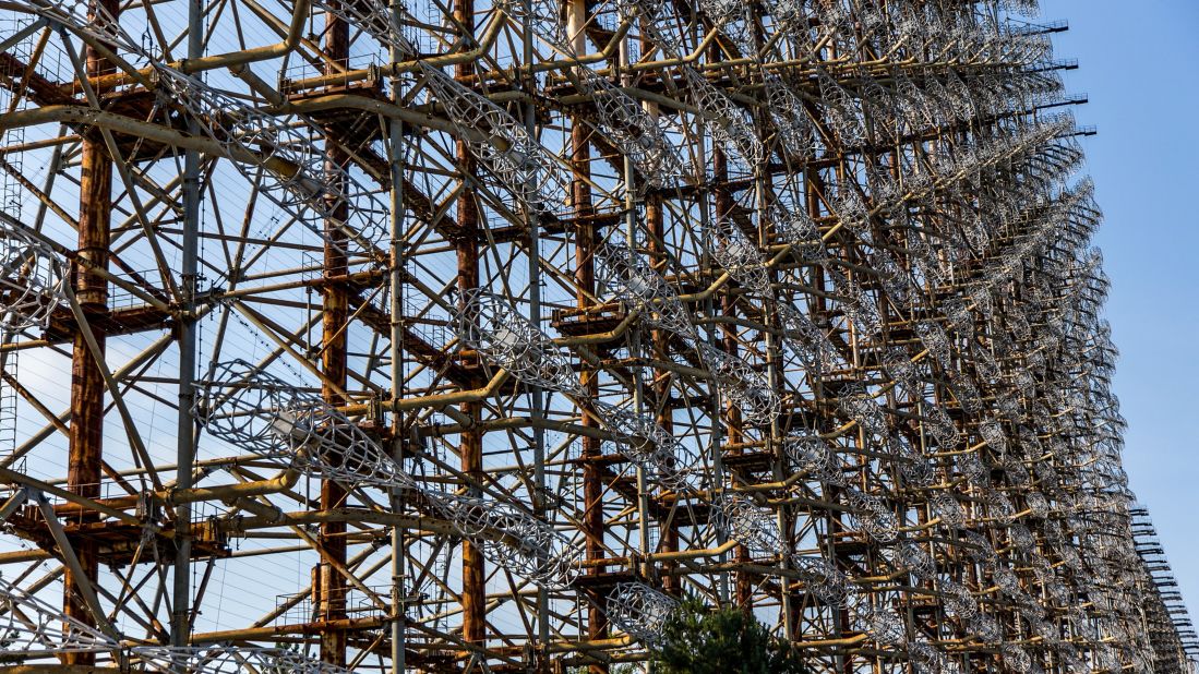 <strong>Conspiracy theories:</strong> Western media headlines speculated the radar was built as part of mind or weather control experiments.