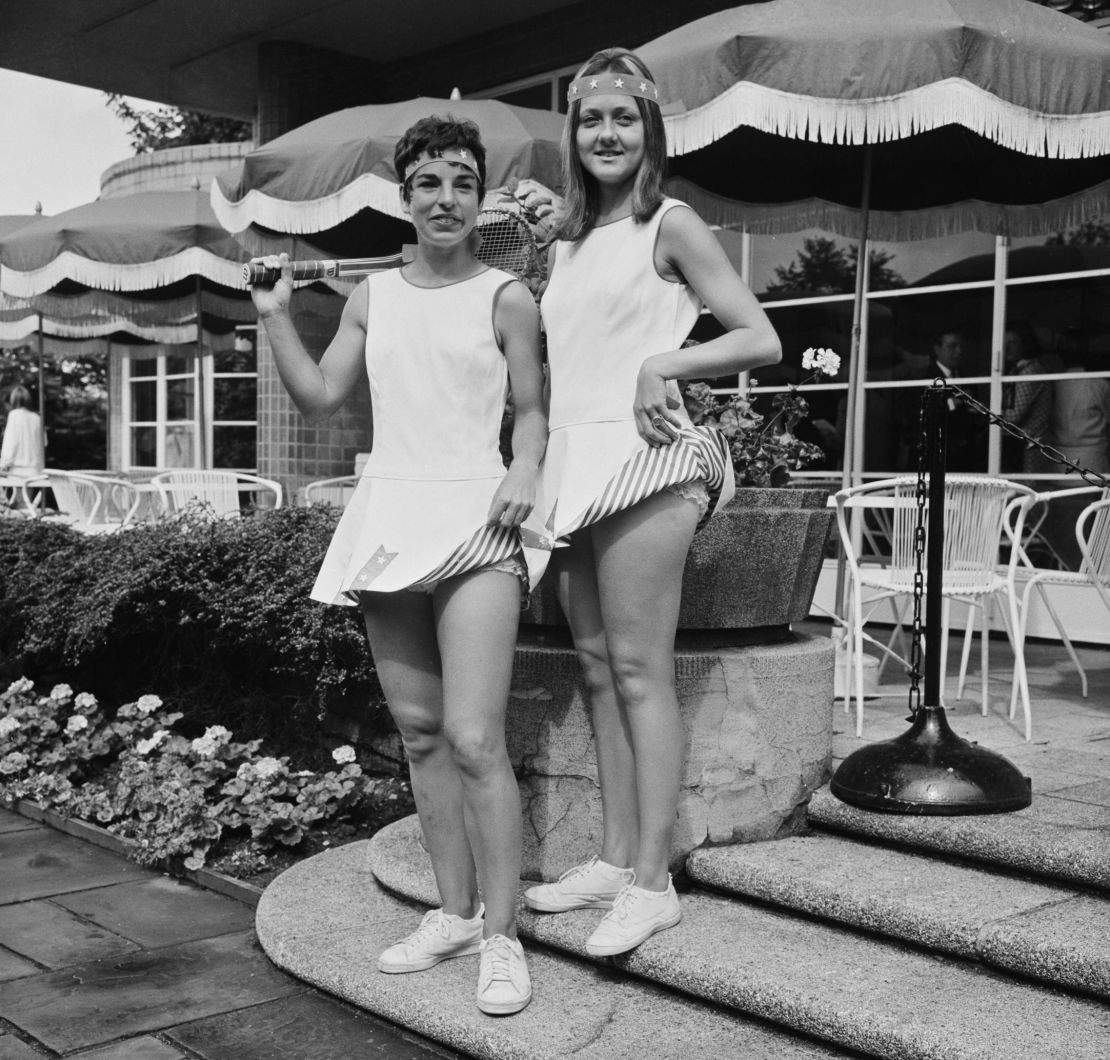 Heldman poses with former world No.4 Peaches Bartkowicz in 1969, a year before the Virginia Slims Circuit would first be introduced.