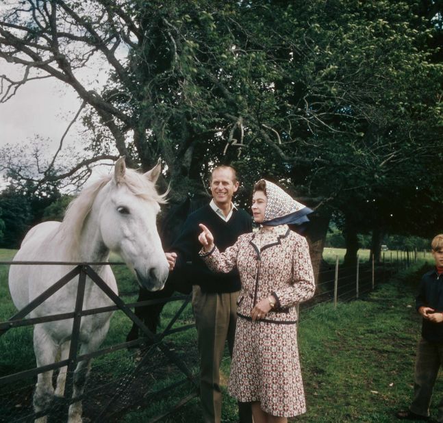 September 1972: Queen Elizabeth and Prince Philip donned traditional country attire to visit a farm at Balmoral.