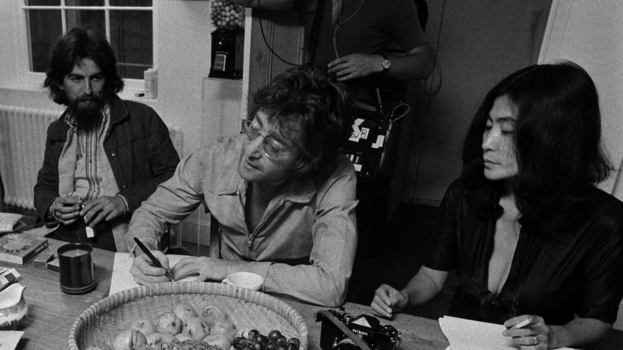 George Harrison, John Lennon and Yoko Ono (Photo by Spud Murphy/Copyright Yoko Ono)