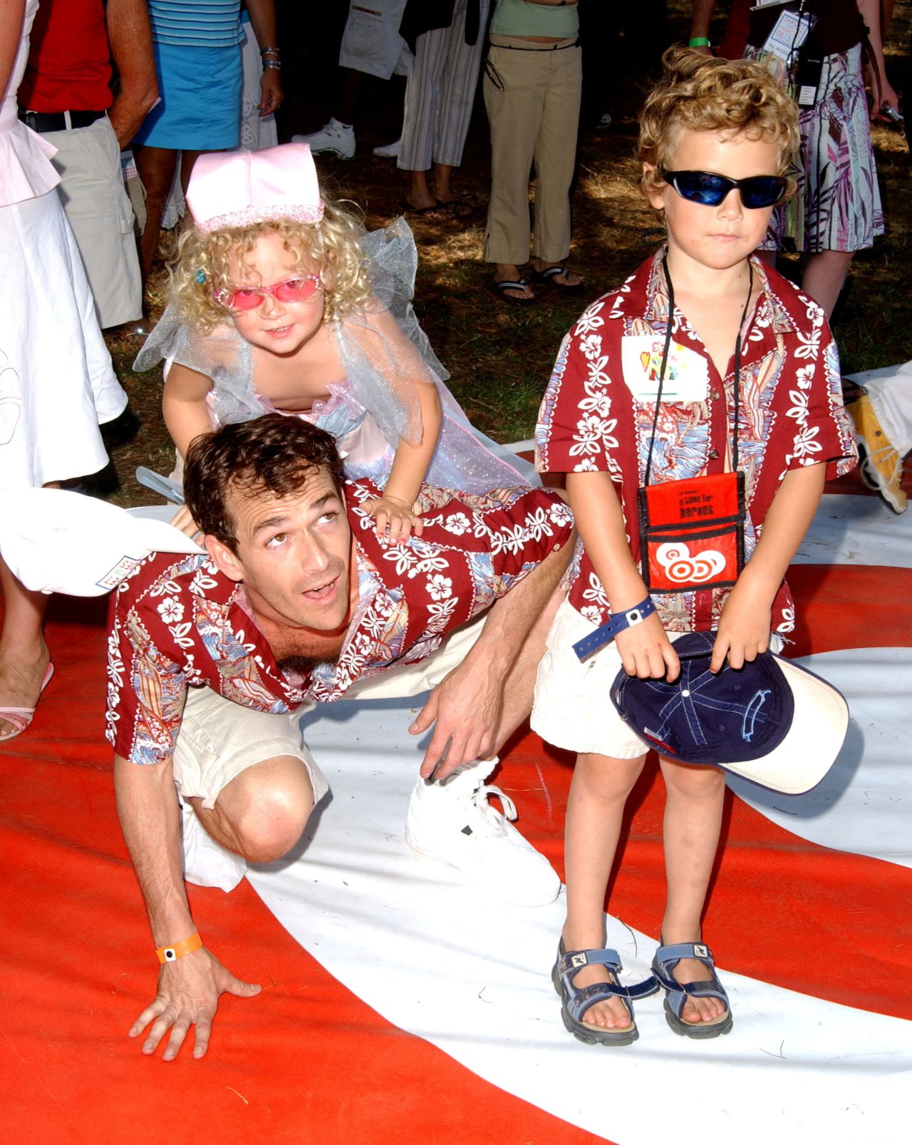 Perry has fun with his daughter, Sophie, and his son, Jack, at a fundraiser in 2004.