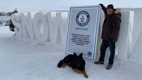 Clint Masse with proof of his Guinness World Record. 