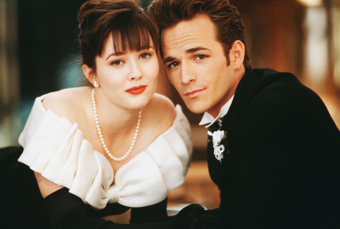 Shannen Doherty and Luke Perry in 'Beverly Hills, 90210' - 1990-2000
