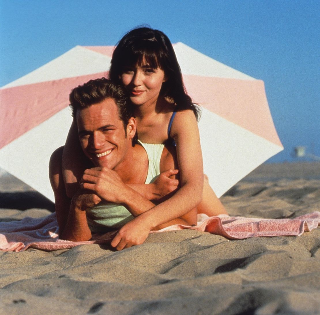 Luke Perry and Shannen Doherty on Beverly Hills 90210.