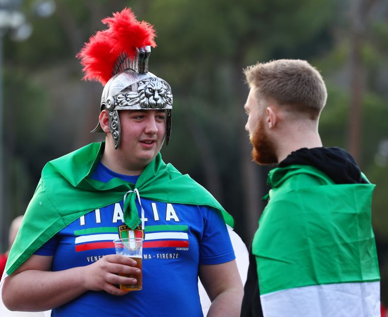If ever there was an outfit that contrasted a team's form, this optimistic Italian's gladiatorial splendor doesn't quite match Italy's recent Six Nations record. Sergio Parisse and co. are without a win since 2015.