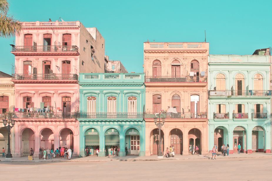 French photographer Helene Havard depicts Cuba's capital as a sleepy paradise, underscoring the stark contrast between beauty and struggle under communist rule. Scroll through to see more of her images.