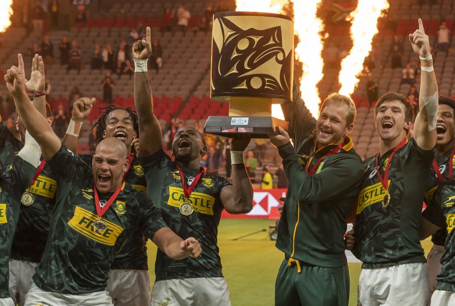 South Africa overcame France 21-12 to win its first title of the season. The World Series' defending champion saw off Argentina and Fiji in the knockout stages before outscoring Les Bleus by three tries to two in the final in Vancouver. 