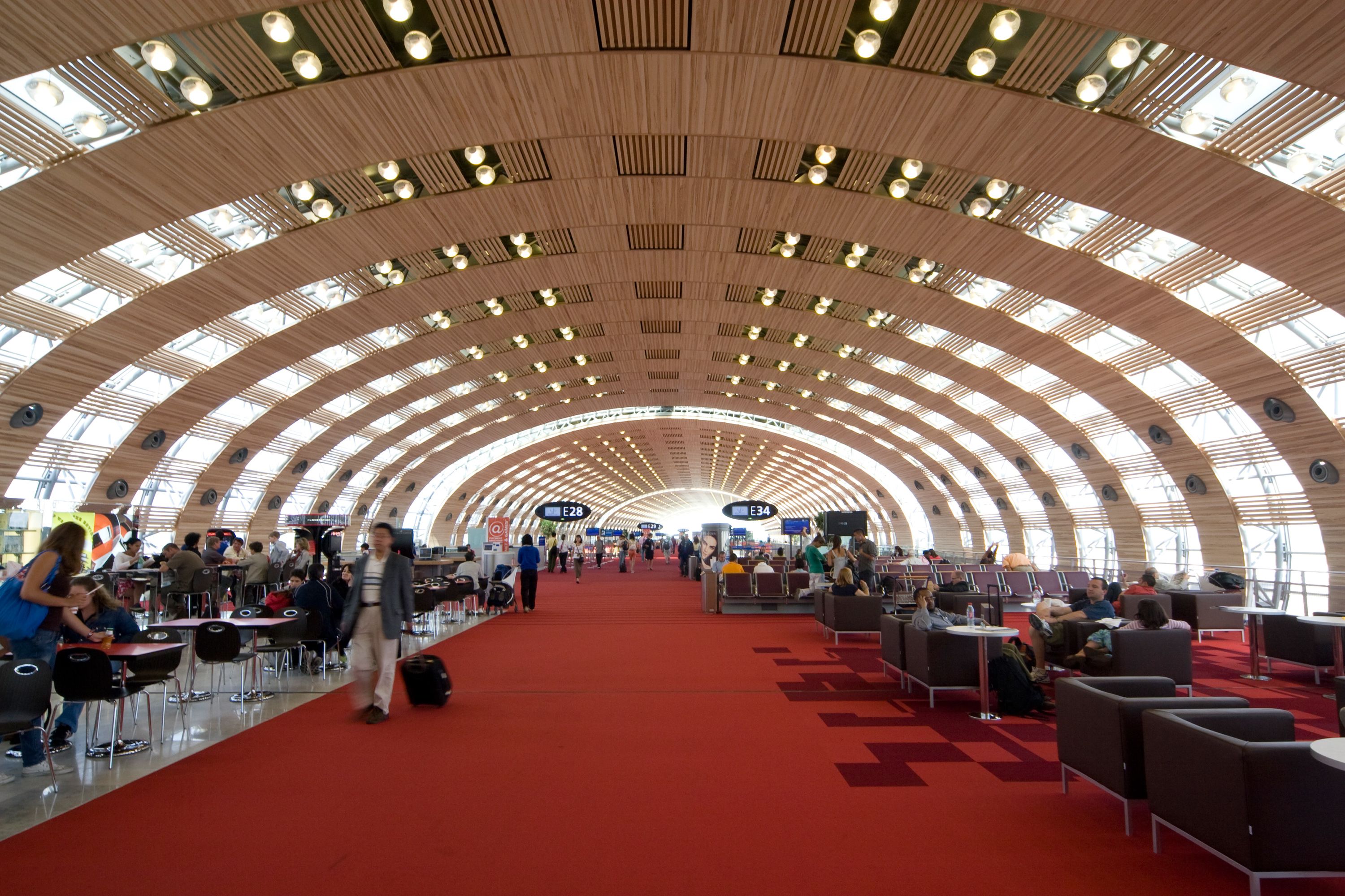 Charles de Gaulle airport in Paris starts testing facial