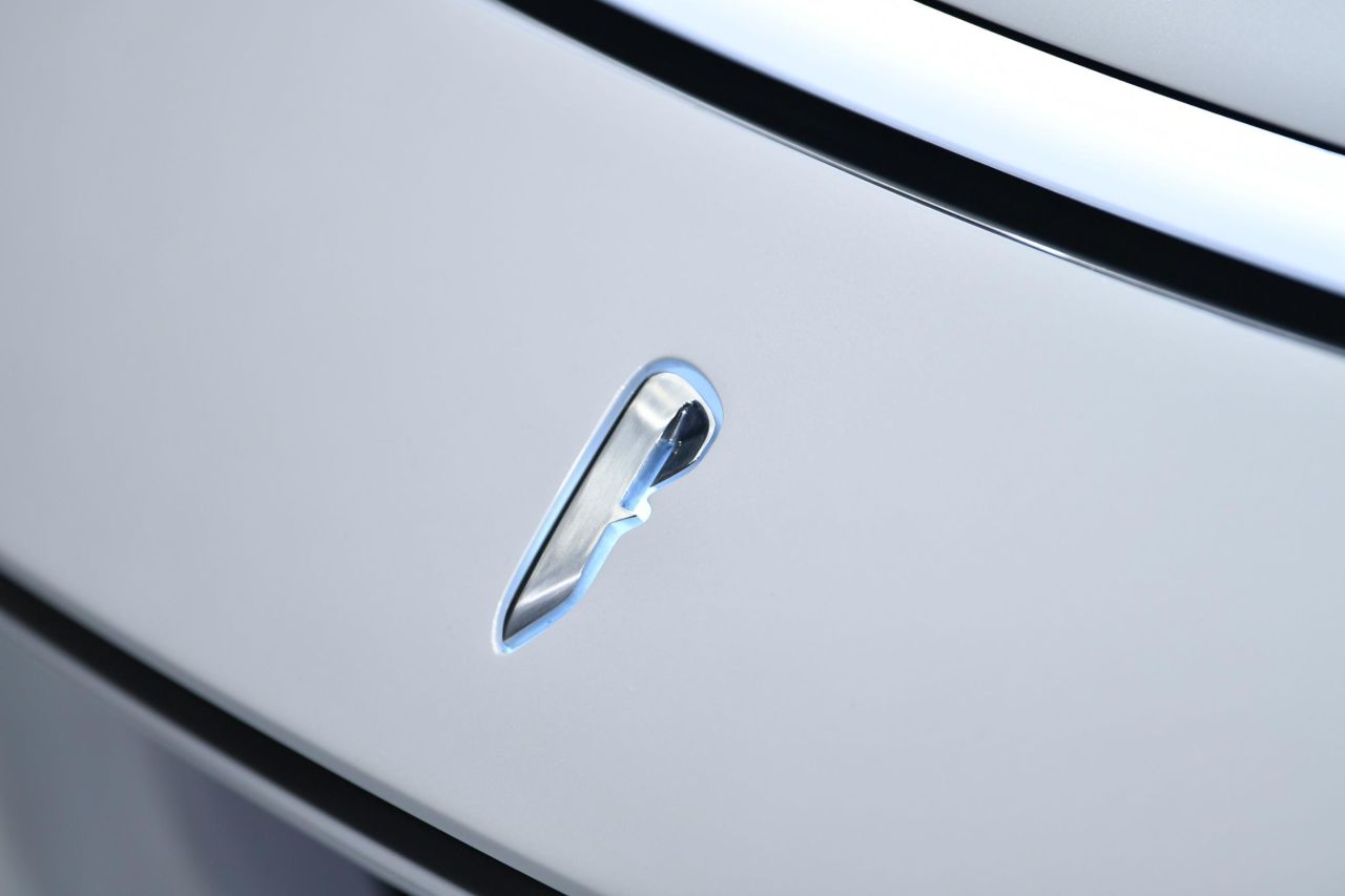 The Pininfarina logo gracing a car for the first time.