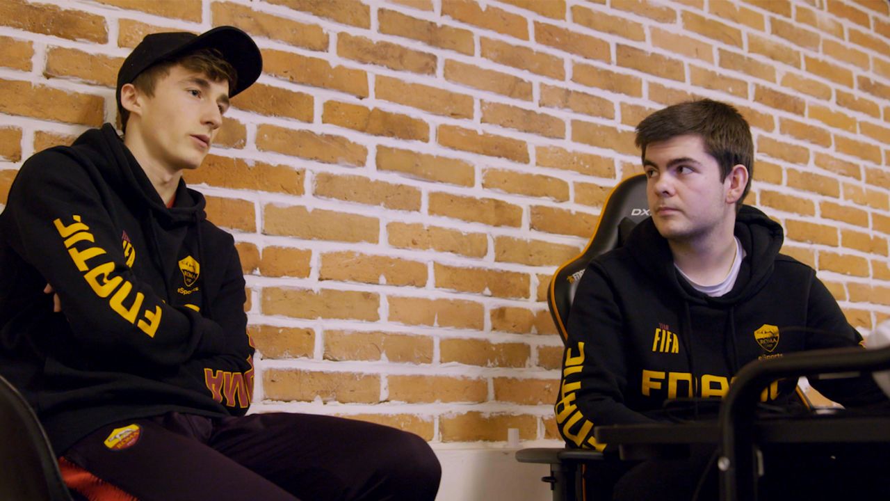 Head coach Enzo Serre (L) helping professional player Conran Tobin, aka Rannerz.
