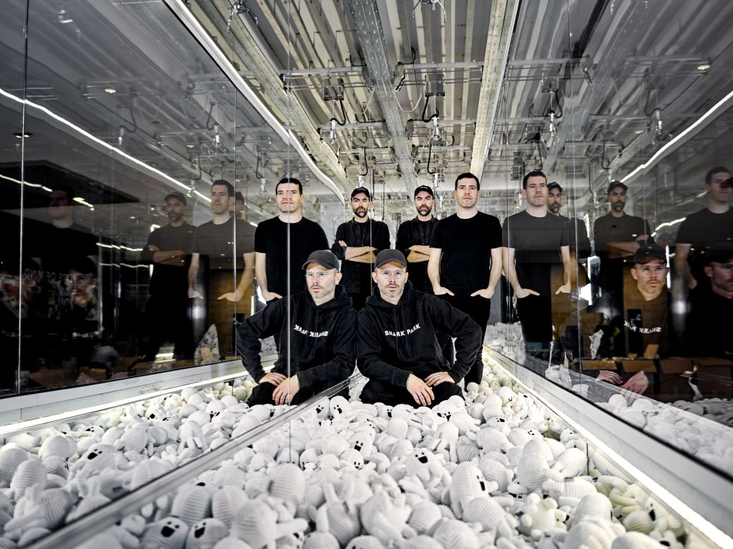 Founded in 2008, Snarkitecture specializes in large-scale installations and public artworks. While visitors wait for their timed entrances, they're invited to interact with arcade claw machines placed strategically near the entrance. 
