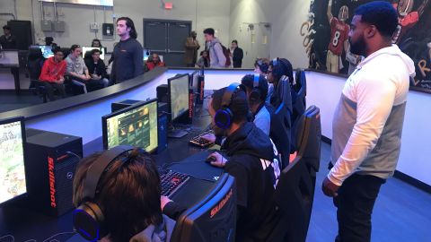 An esports match between North Atlanta High School and Grady High School.