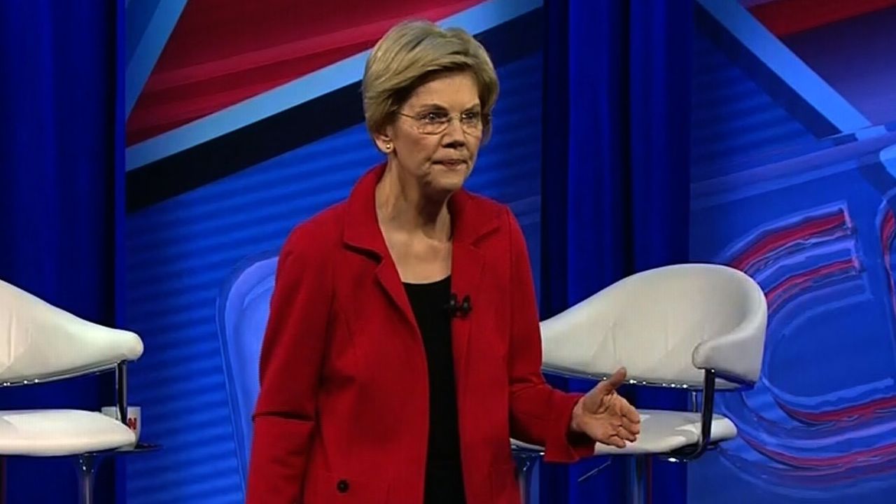 04 elizabeth warren town hall