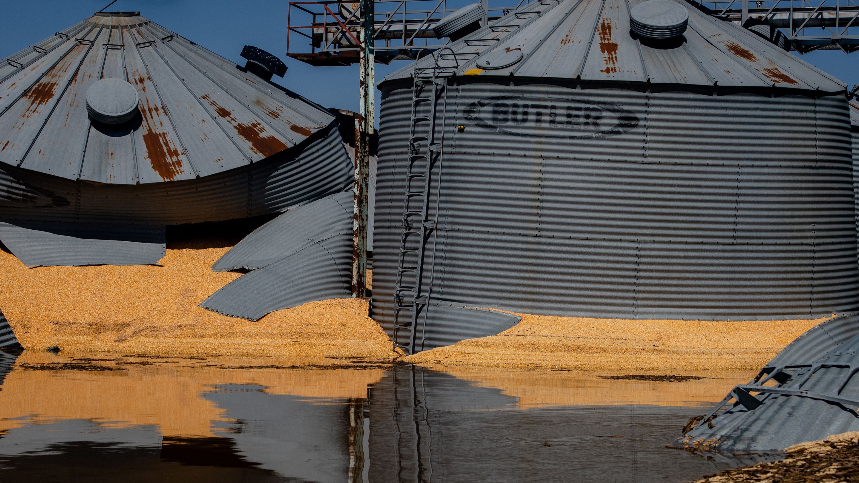 Grain silos destroyed by the flooding in Hamburg, Iowa, on Wednesday.