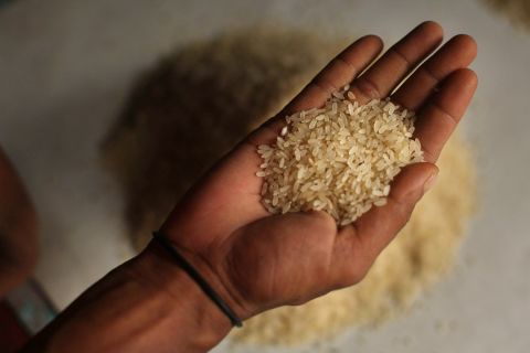 Rice sucks up 1,670 liters of water per kg. It relies heavily on rainfall (68%) as well as irrigation (20%) to grow. <br />