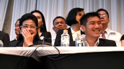 Pheu Thai party leader Sudarat Keyuraphan (L) and Future Forward Party leader Thanathorn Juangroongruangkit atttend a press conference in Bangkok on March 27, 2019. - Several anti-junta parties formed a coalition in Thailand on March 27, vowing to thwart a military-backed party in a bid to end years of junta rule following the country's first vote since a 2014 coup. (Photo by Romeo GACAD / AFP)        (Photo credit should read ROMEO GACAD/AFP/Getty Images)