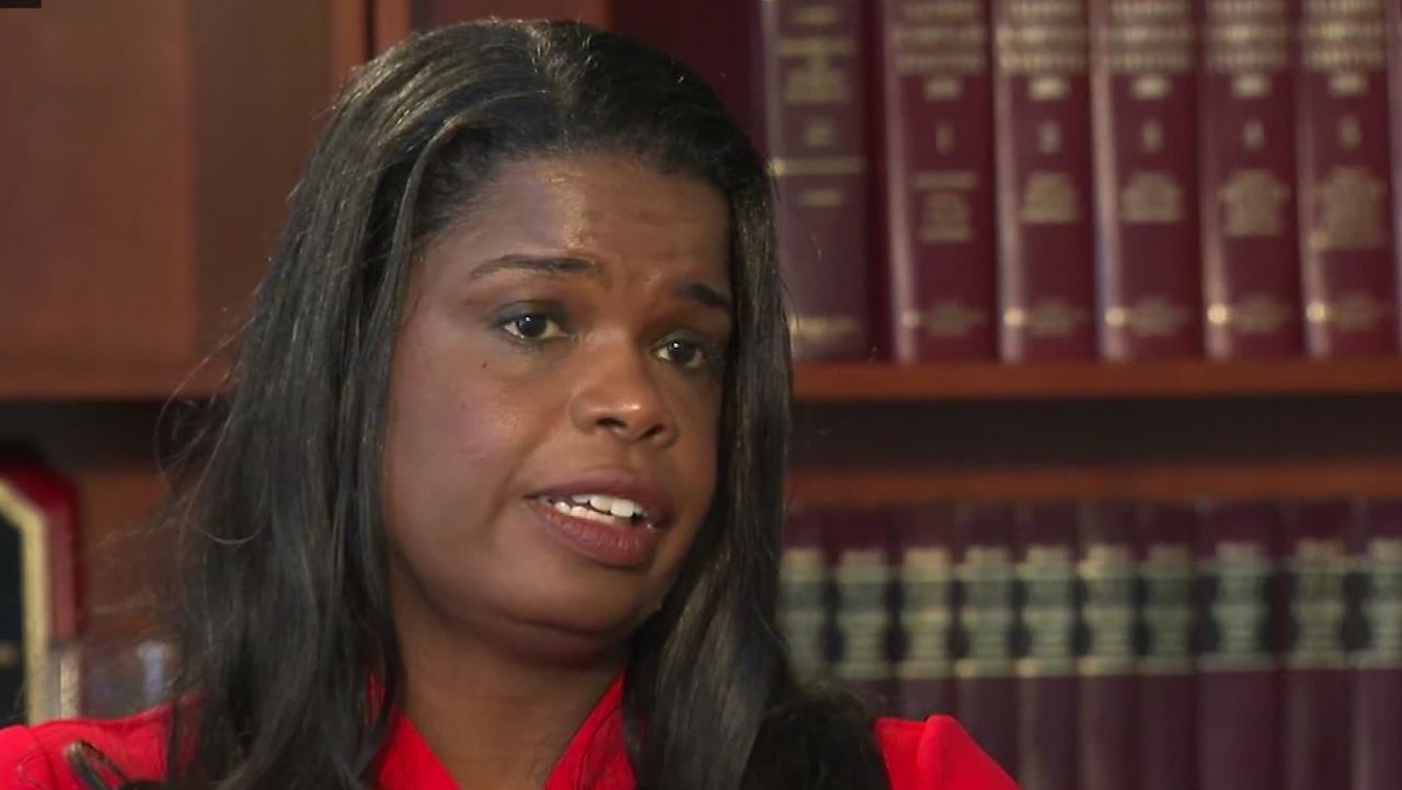 Kim Foxx WLS